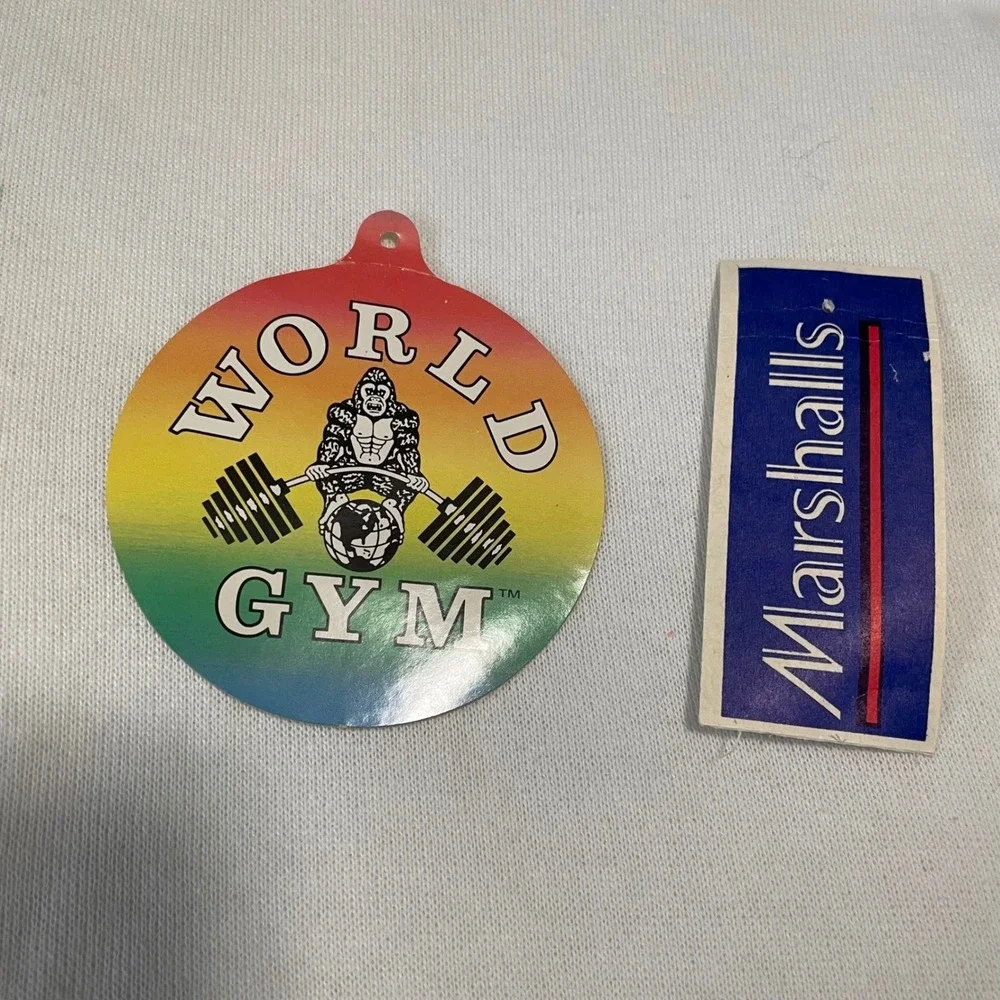 Vintage World Gym Cut Off Sweatshirt Off Shoulder Gorilla Weightlifting 80s‎ 90s
